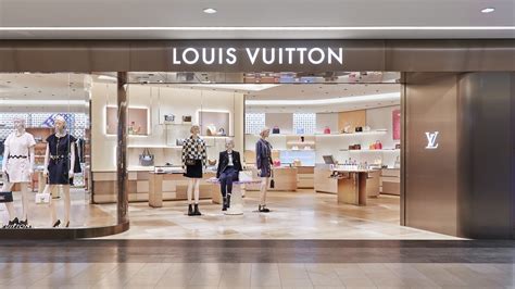 louis vuitton narita t1.